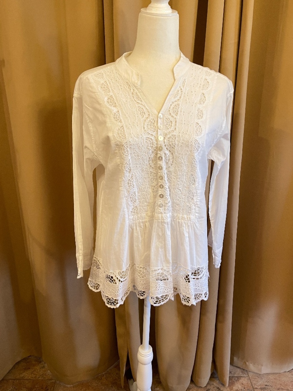 NEW! White Char Button Front Cotton Blouse, Tunic. Lace Trim Size XS